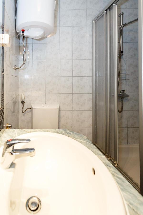 Apartmani Mili Malinska Zewnętrze zdjęcie