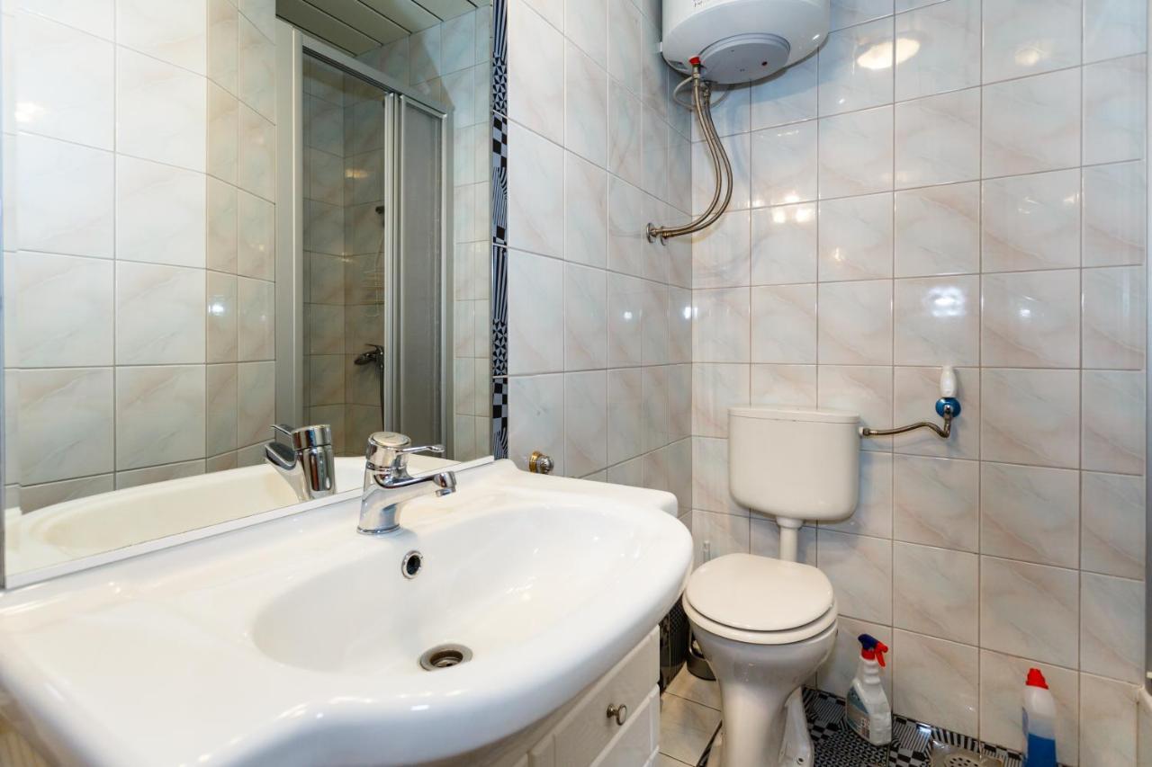 Apartmani Mili Malinska Zewnętrze zdjęcie
