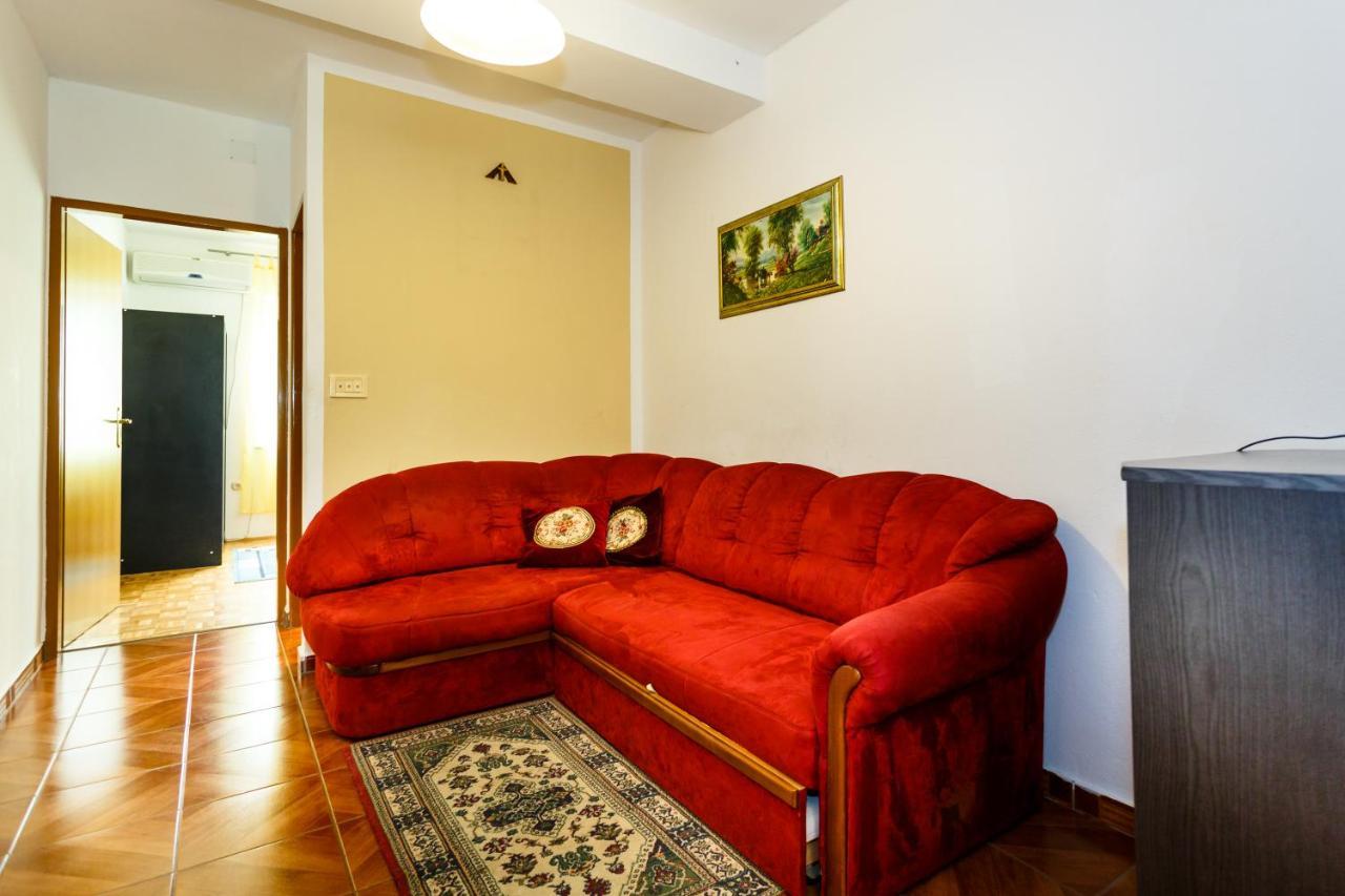Apartmani Mili Malinska Zewnętrze zdjęcie
