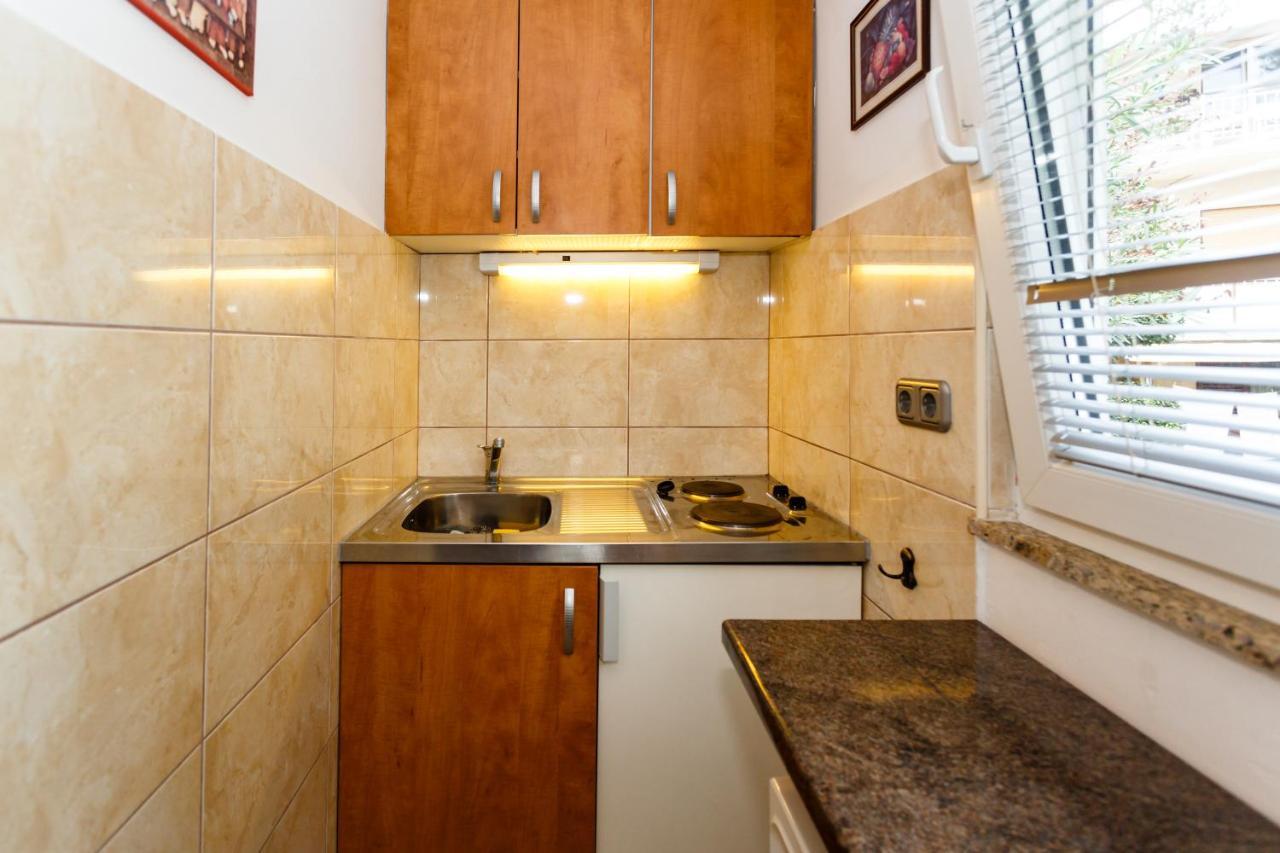 Apartmani Mili Malinska Zewnętrze zdjęcie